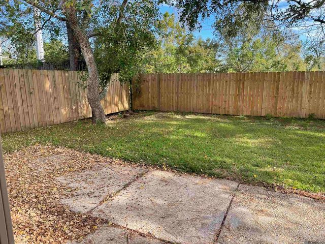 14145 Gravier Ave, Baton Rouge, LA 70810