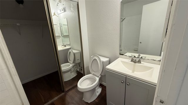 9839 Walnut Street T210, Dallas, TX 75243