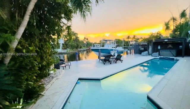 2100 NE 24th Street, Wilton Manors, FL 33305