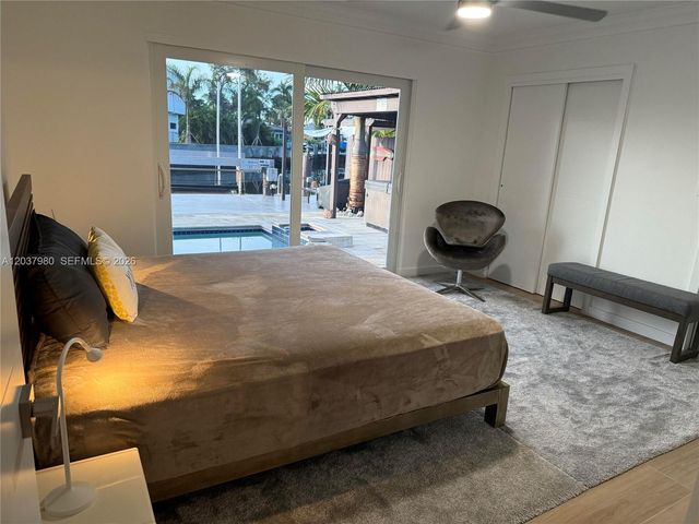 2100 NE 24th Street, Wilton Manors, FL 33305