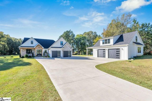 3006 Old Furnace Road, Boiling Springs, SC 29316
