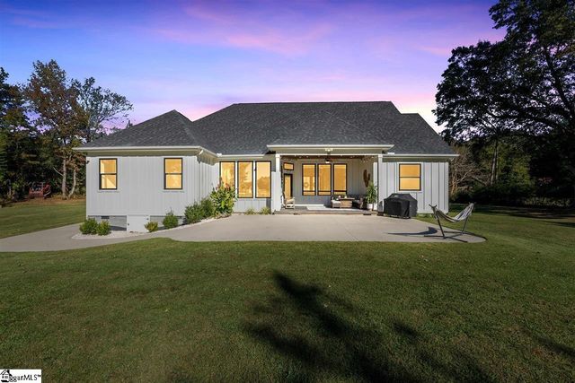 3006 Old Furnace Road, Boiling Springs, SC 29316