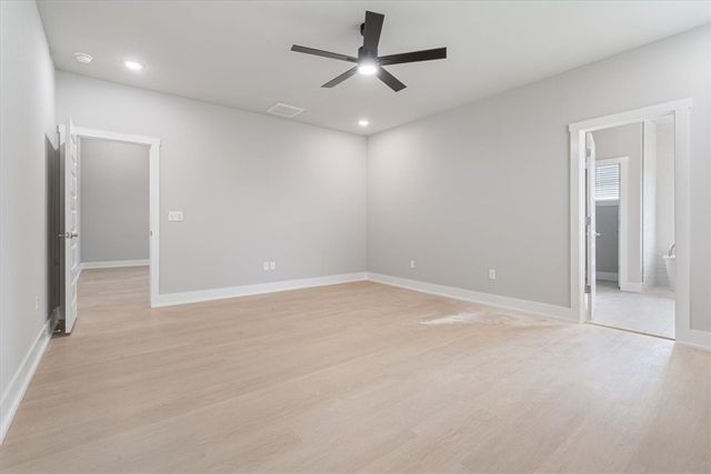 6911 SW Orange Avenue, Bentonville, AR 72713