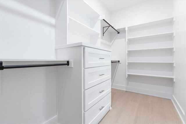 6911 SW Orange Avenue, Bentonville, AR 72713