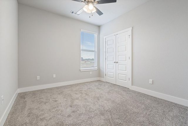 6911 SW Orange Avenue, Bentonville, AR 72713