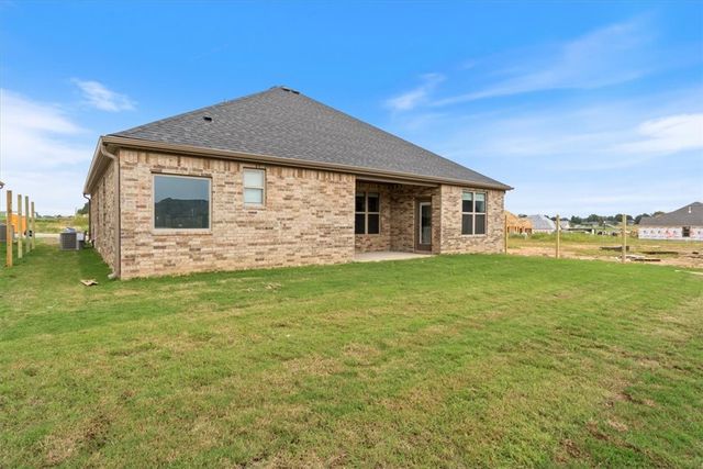 6911 SW Orange Avenue, Bentonville, AR 72713