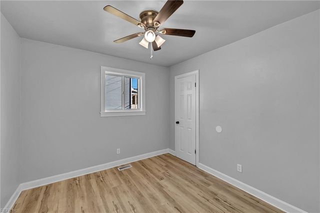712 W Queen ST, Hampton, VA 23669