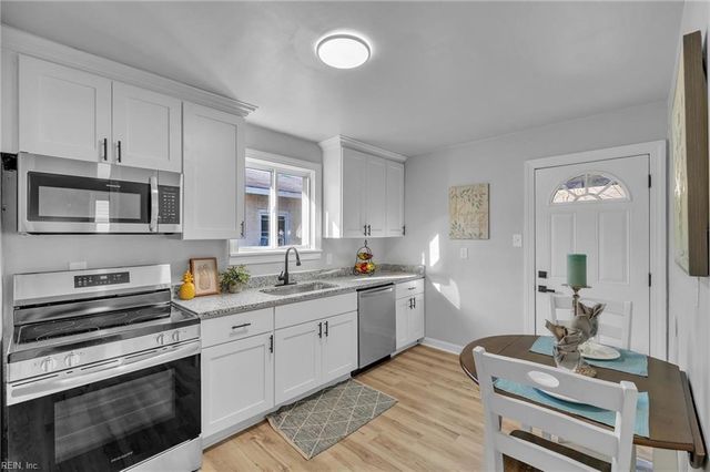 712 W Queen ST, Hampton, VA 23669