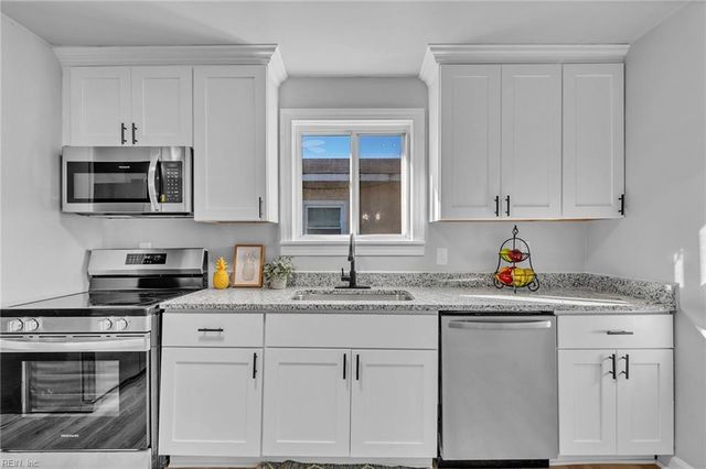 712 W Queen ST, Hampton, VA 23669