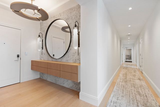 380 Harrison Ave 12J, Boston, MA 02118