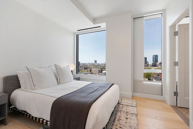 380 Harrison Ave 12J, Boston, MA 02118