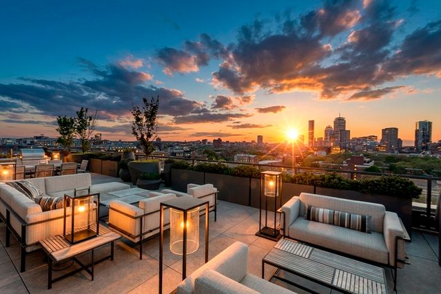 380 Harrison Ave 12J, Boston, MA 02118