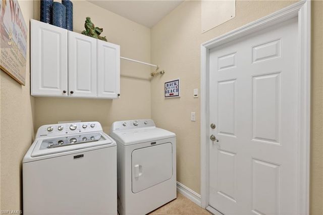 1592 Serenity CIR, Naples, FL 34110