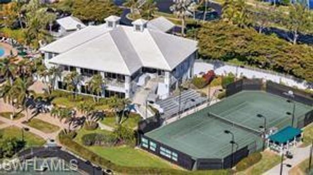 1592 Serenity CIR, Naples, FL 34110