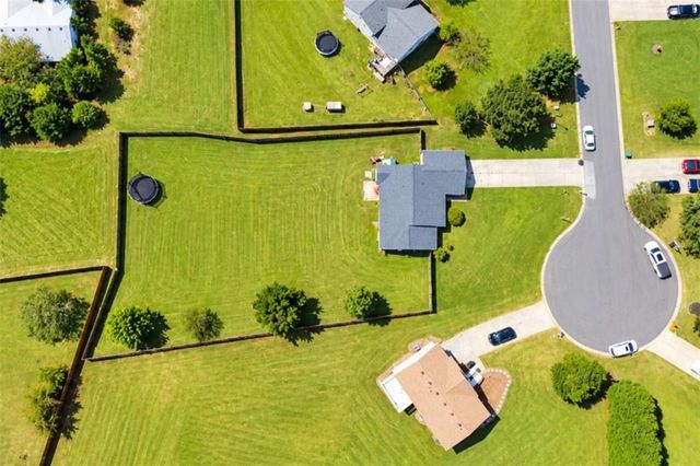 485 Raymond Drive, Winder, GA 30680