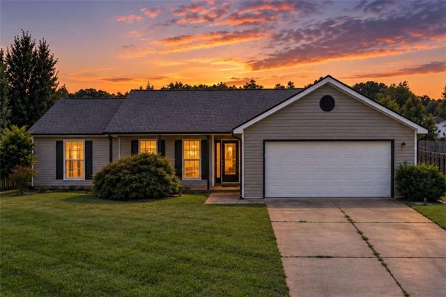 485 Raymond Drive, Winder, GA 30680