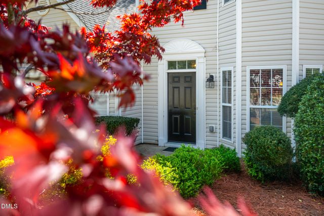 5319 Corinthian Way, Raleigh, NC 27607