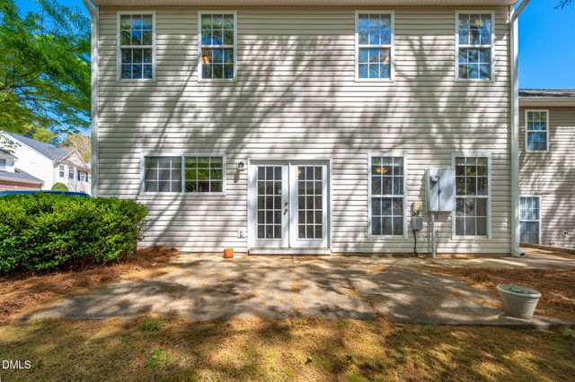 5319 Corinthian Way, Raleigh, NC 27607