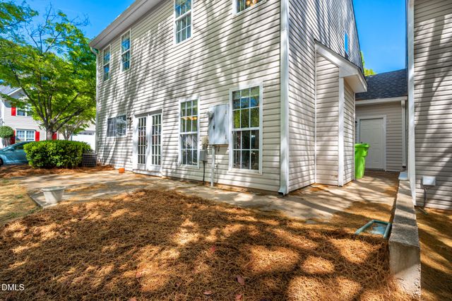 5319 Corinthian Way, Raleigh, NC 27607