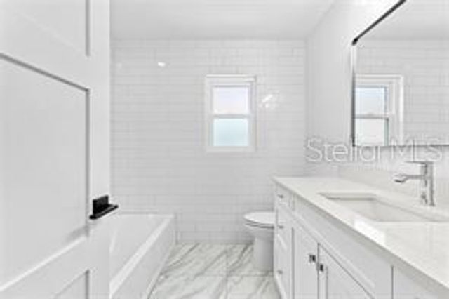 206 73RD STREET NW, Bradenton, FL 34209