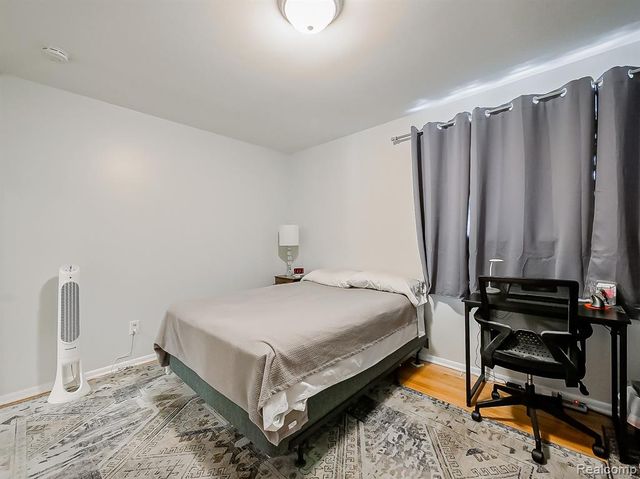 29221 Mark Avenue, Madison Heights, MI 48071