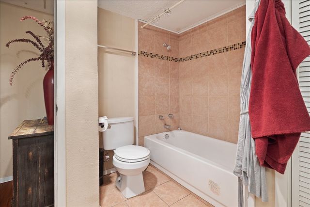 1441 Westmount Avenue 211, Dallas, TX 75211