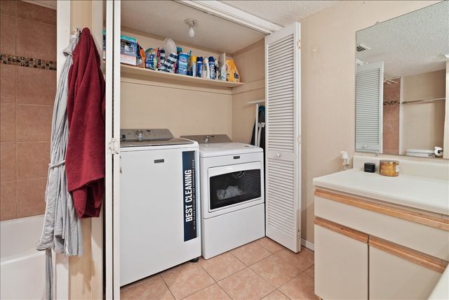 1441 Westmount Avenue 211, Dallas, TX 75211