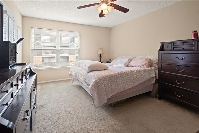 1441 Westmount Avenue 211, Dallas, TX 75211