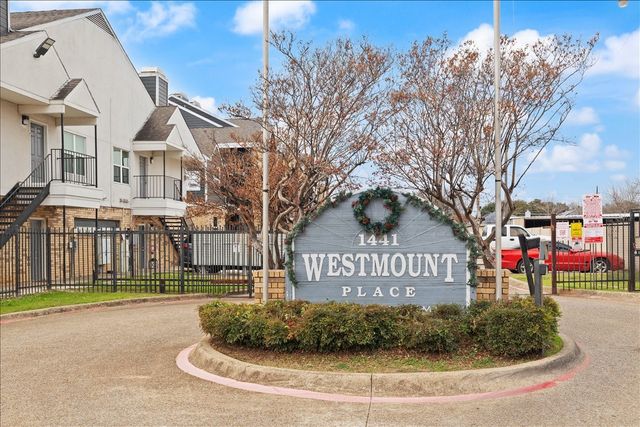 1441 Westmount Avenue 211, Dallas, TX 75211