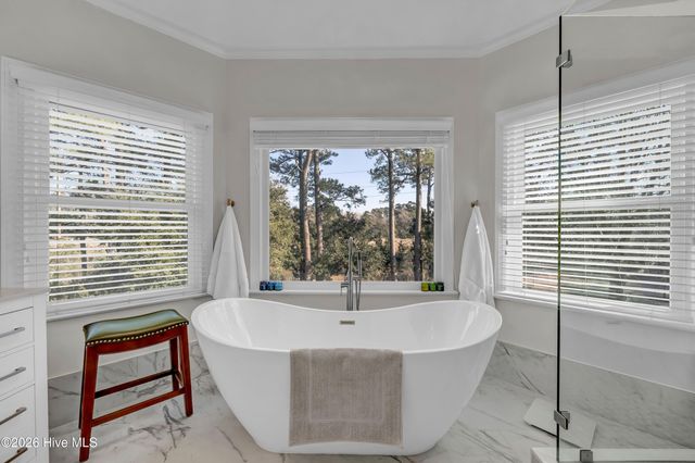 609 Sandfiddler Pointe Road, Wilmington, NC 28409