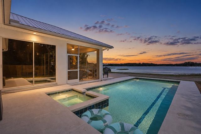 8701 LAKE CALM LANE, Odessa, FL 33556