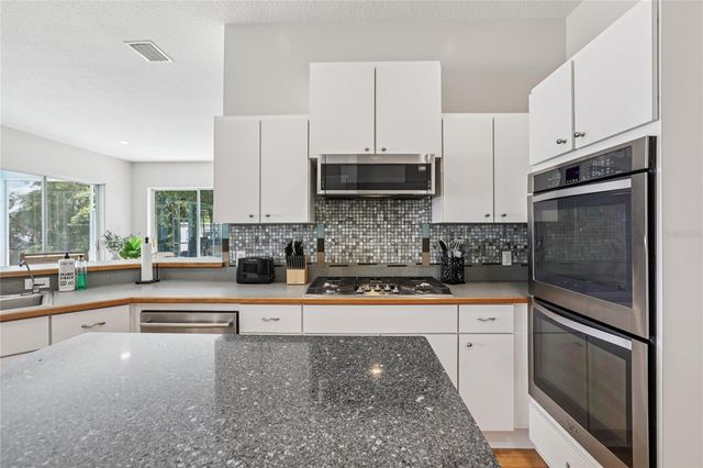 8701 LAKE CALM LANE, Odessa, FL 33556
