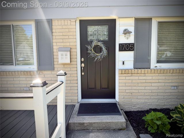 1705 Leroy Street, Ferndale, MI 48220