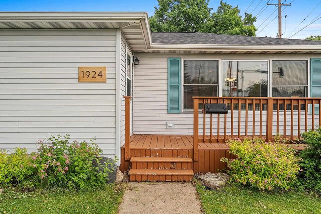 1924 E GLENDALE AVENUE, Appleton, WI 54911
