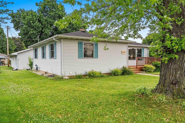 1924 E GLENDALE AVENUE, Appleton, WI 54911