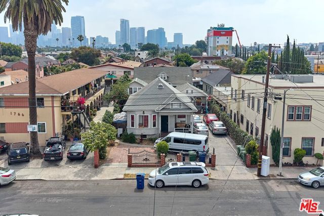 1800 S New England Street, Los Angeles, CA 90006