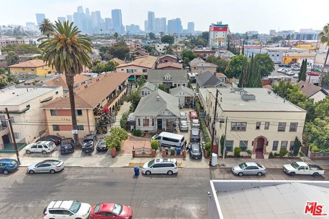 1800 S New England Street, Los Angeles, CA 90006