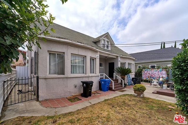 1800 S New England Street, Los Angeles, CA 90006