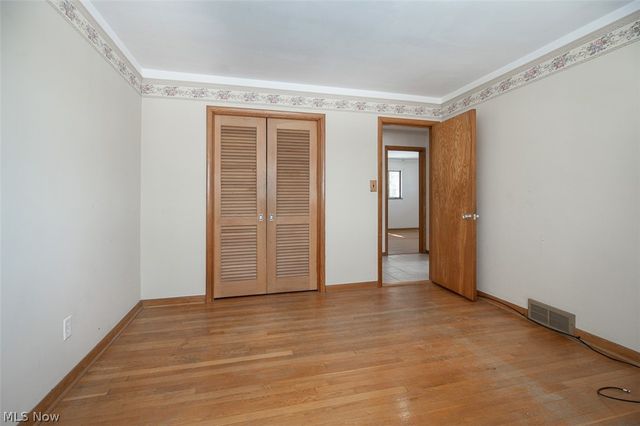 10725 York Road, North Royalton, OH 44133