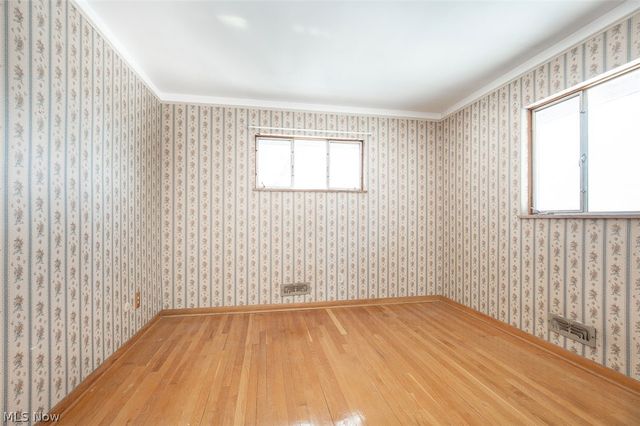 10725 York Road, North Royalton, OH 44133