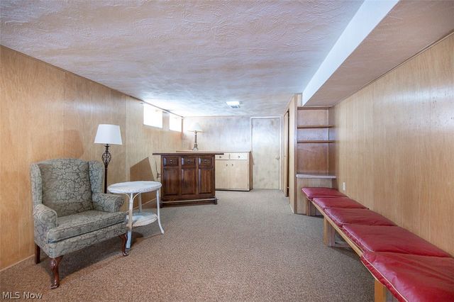 10725 York Road, North Royalton, OH 44133