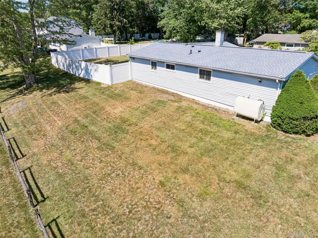77 Masonic Avenue, Holtsville, NY 11742
