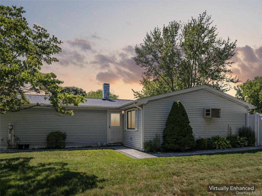 77 Masonic Avenue, Holtsville, NY 11742