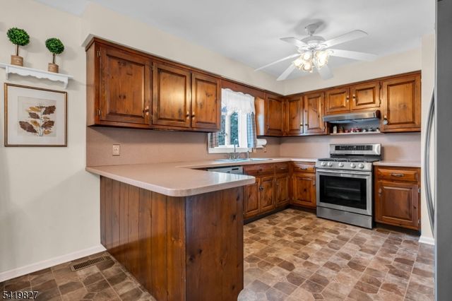 200 Zion Rd, Hillsborough Twp., NJ 08844