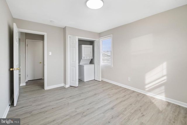 883 BELLEVUE ST SE, Washington, DC 20032