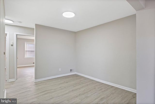 883 BELLEVUE ST SE, Washington, DC 20032