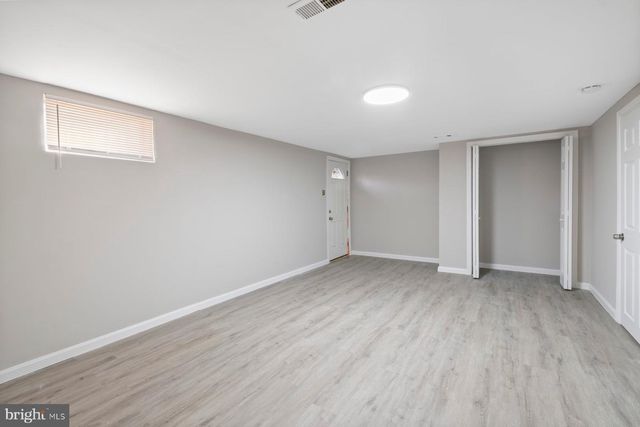 883 BELLEVUE ST SE, Washington, DC 20032