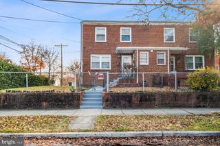 883 BELLEVUE ST SE, Washington, DC 20032