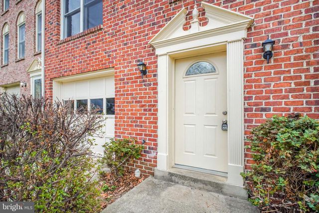 208 ROLLING HILL CT, Stafford, VA 22554