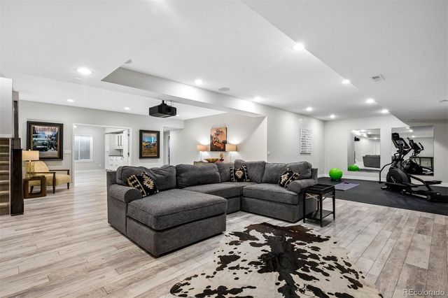 15415 W Asbury Avenue, Lakewood, CO 80228